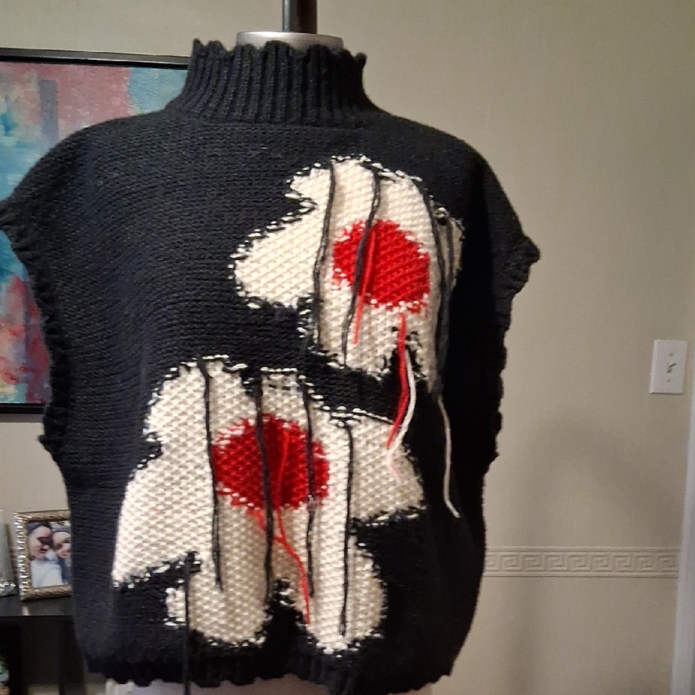 Black and White Floral Women's Sweater